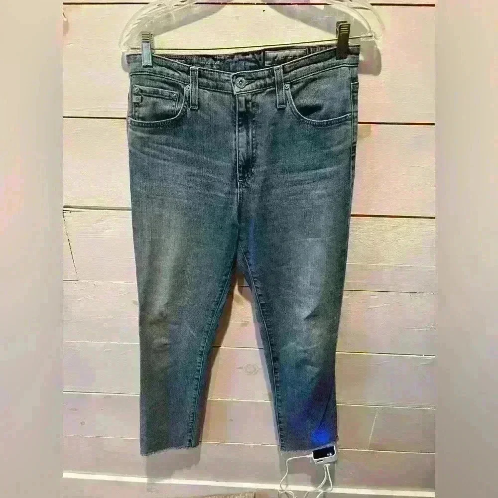 AG Adriano Goldschmied The Isabelle jeans size 29R. GUC.